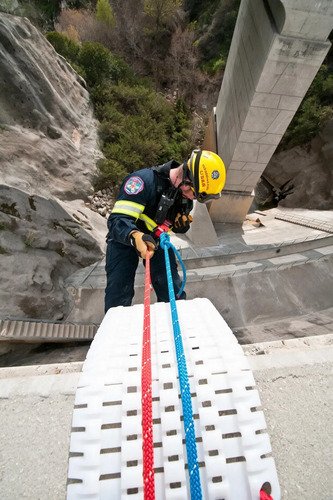 Protector De Filos Para Cuerda En Operaciones De Rappel Cmc - Imagen 2